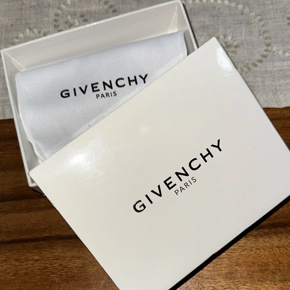 GIVENCHY 3 RING SPRING LOCKING CARABINER KEYRING - MIDNIGHT METALLIC BLUE - NEW